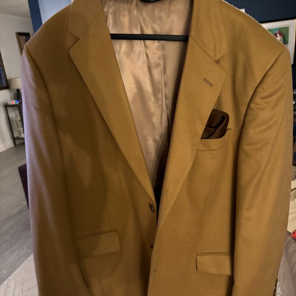 Jos A Bank Mens Blazer Great Condition